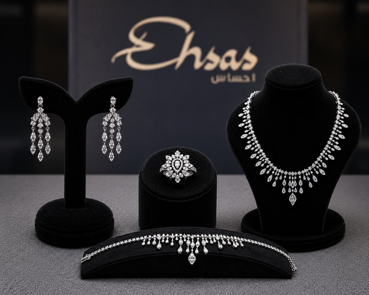 Chandelier Design Pear-Cut Crystals Set
