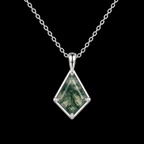 Elegant Kite-Cut Moss Agate Necklace