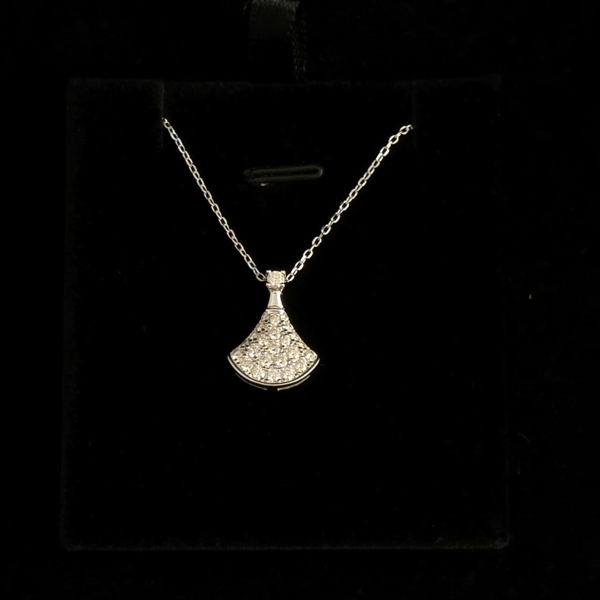 Radiant Silver Moissanite Fan Necklace