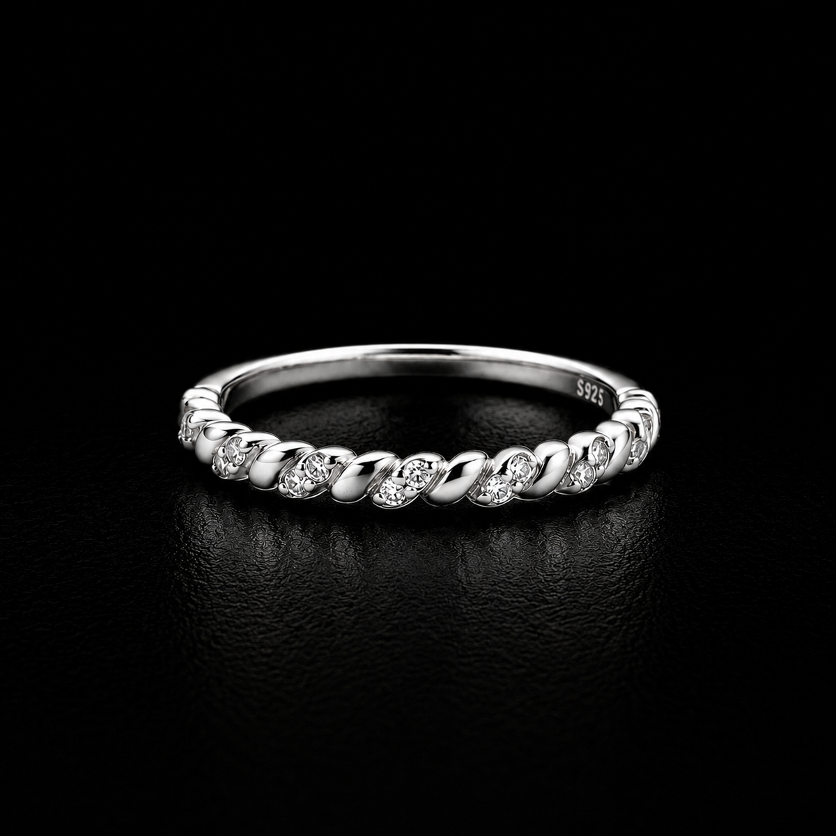 Elegant Twisted Rope Band