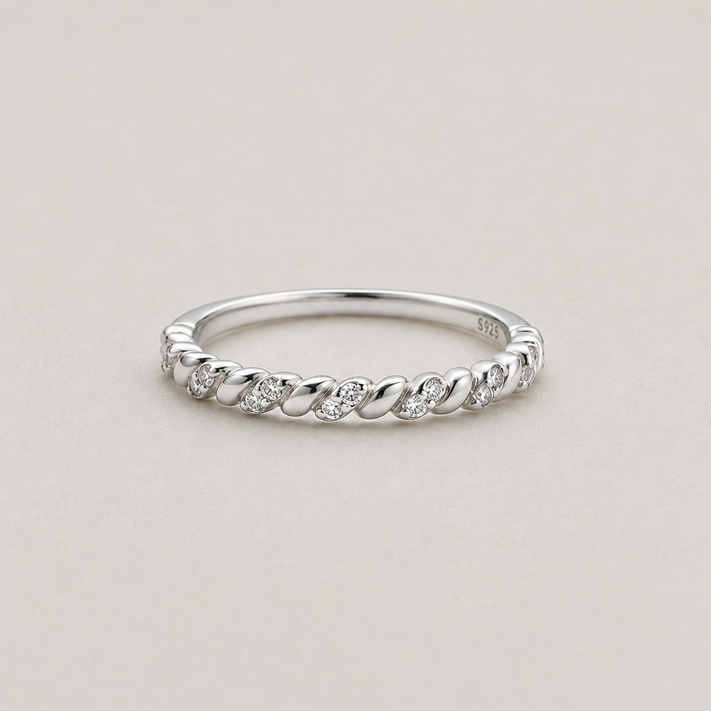 Elegant Twisted Rope Band