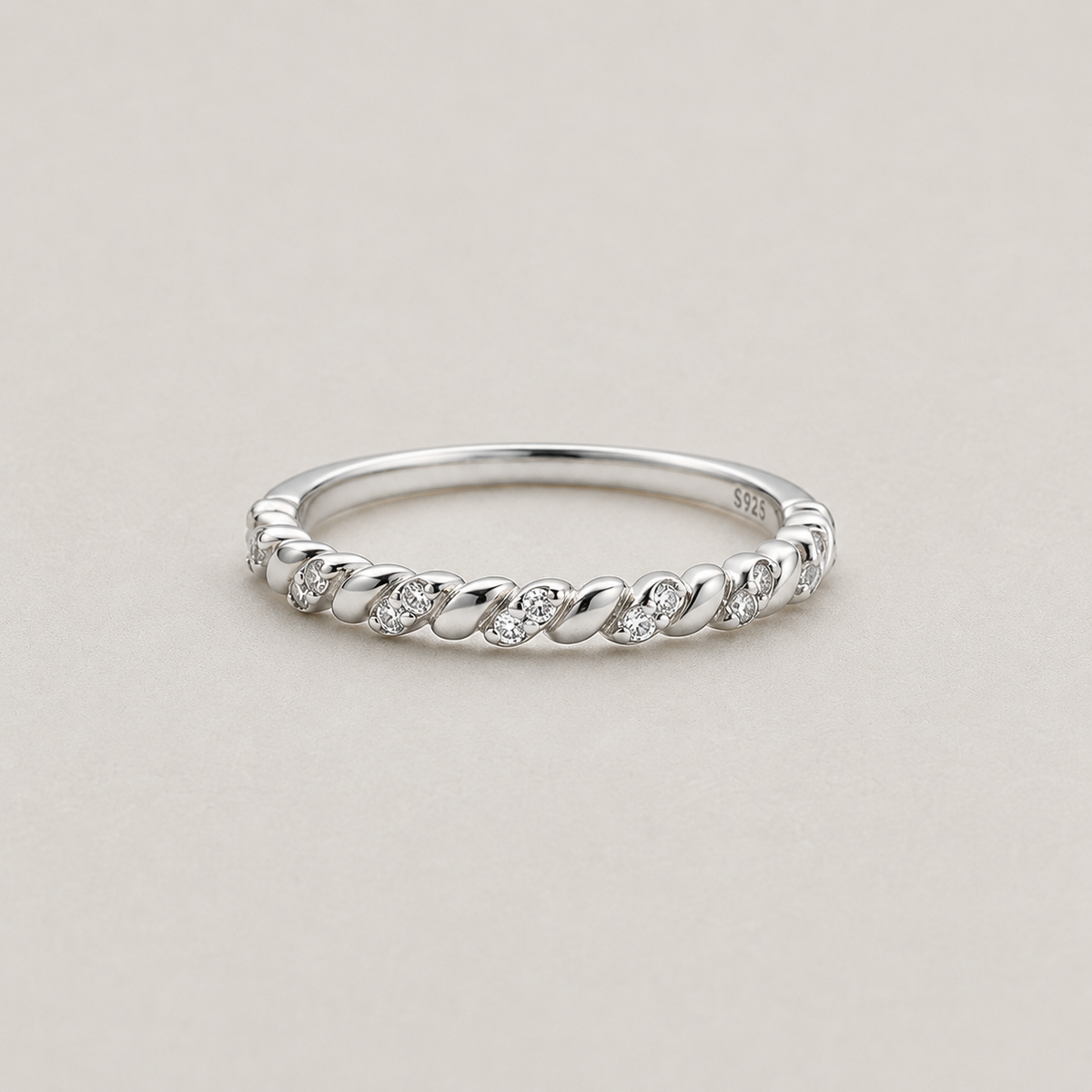 Elegant Twisted Rope Band