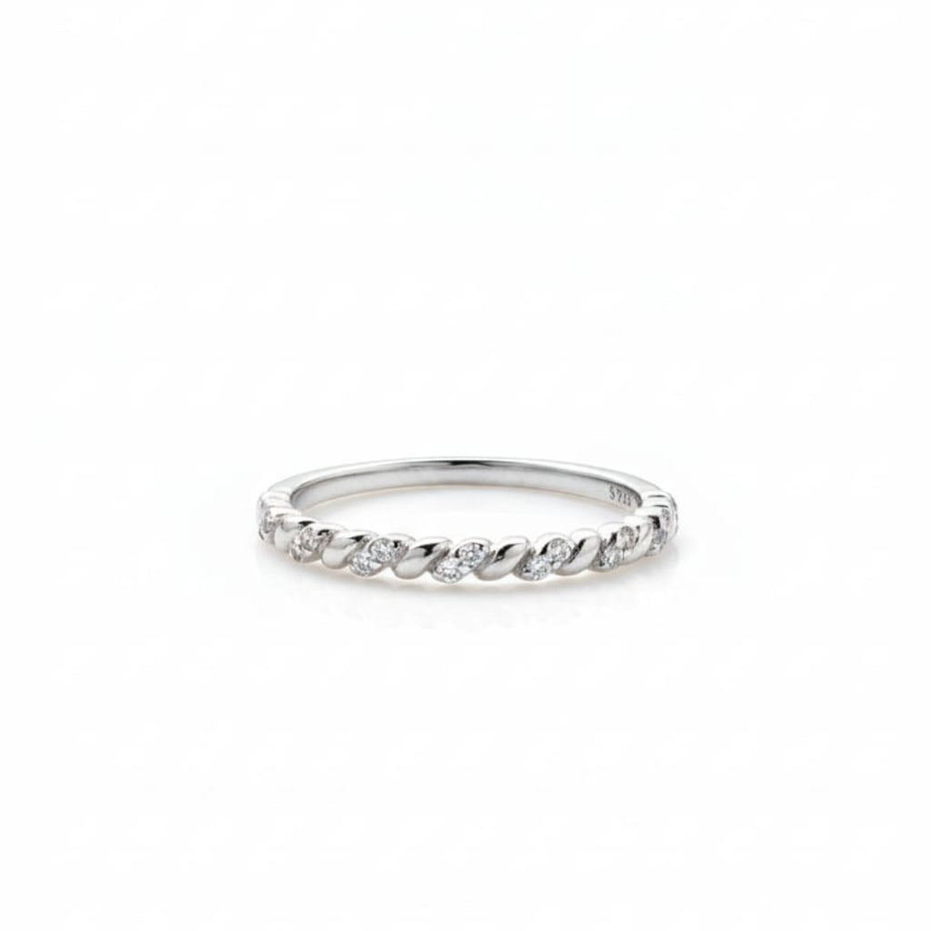 Elegant Twisted Rope Band